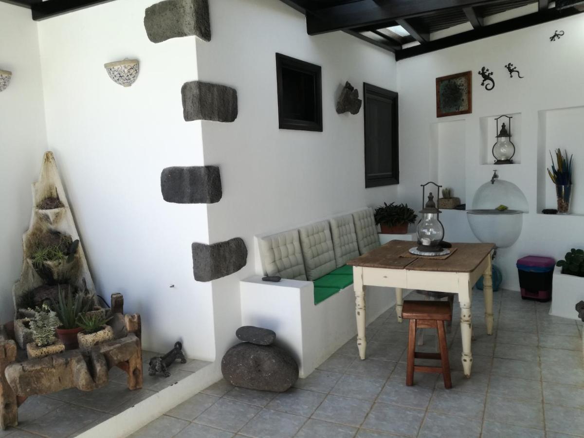 Aptos Con Piscina El Flamboyan 1 Teseguite ภายนอก รูปภาพ